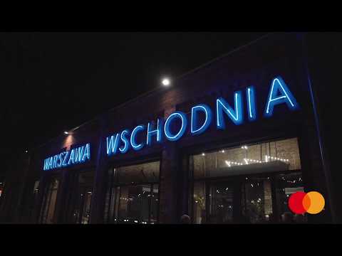 Noc Bezcennych Niespodzianek w Warszawa Wschodnia by Mateusz Gessler