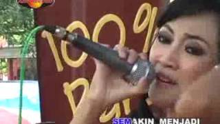 Download lagu Rina Amelia - Rembulan Malam | Dangdut ( Music Video) mp3 Download lagu Rina Amelia - Rembulan Malam | Dangdut ( Music Video) mp3