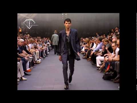 fashiontv | FTV.com - Burberry Milan FW men s/s 2009