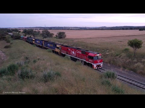 7MP5 Pacific National Container Train Stops In Batesford (10/12/2022) - PoathTV Australian Railways