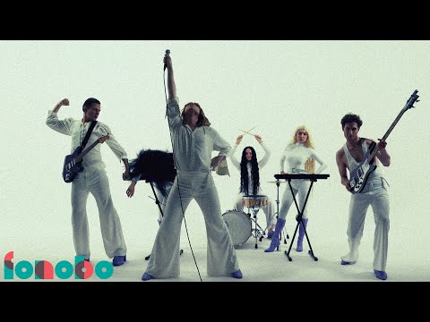 Ralph Kaminski - Autobusy (Official Video)