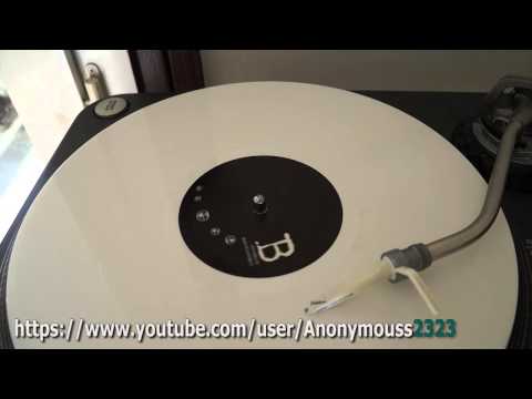 Aum 02 - B2 - Foetusdreams - Questionmark