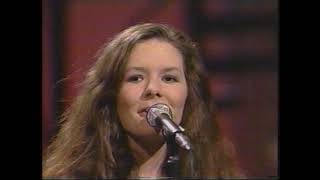 Edie Brickell And New Bohemians - What I Am (David Letterman 1988) (BEST QUALITY)