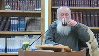 קבלת התורה בכפייה - מודעה רבה לאורייתא | לנבוכי הדור | הרב אורי שרקי (ישיבת מכון מאיר) - התמונה מוצגת ישירות מתוך אתר האינטרנט יוטיוב. זכויות היוצרים בתמונה שייכות ליוצרה. קישור קרדיט למקור התוכן נמצא בתוך דף הסרטון