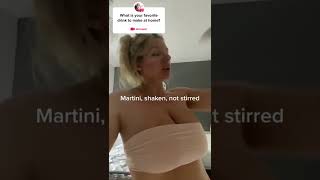 Braless no bra bouncy bouncing boobs dancing tiktok nip slip boob