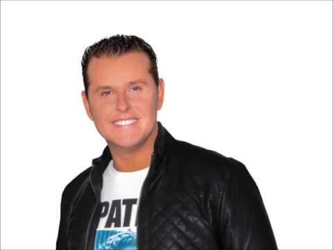 John West - Wit Zwart