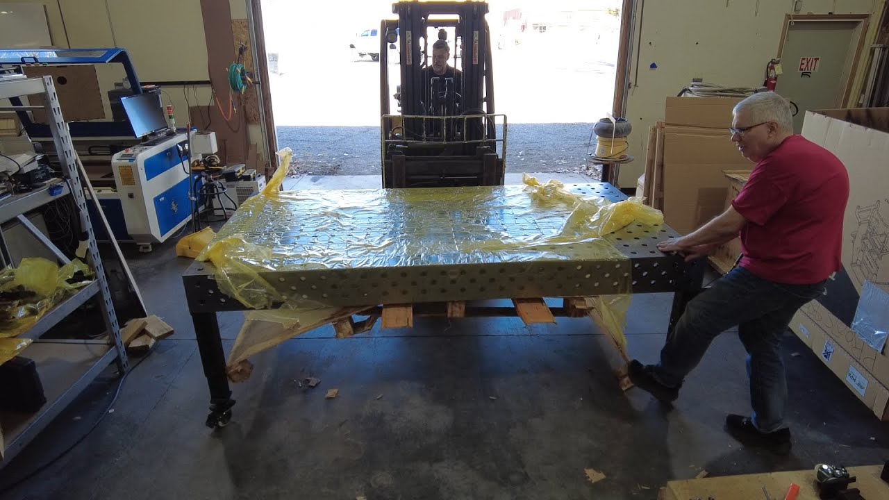 Kovosu 56x104x8" Fixture Table - Unpacking and Adding Legs