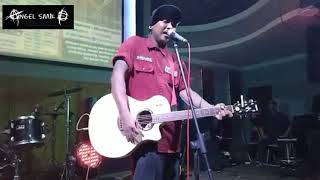 Download lagu ANGEL SMILE - SAHABAT Versi Akustik mp3