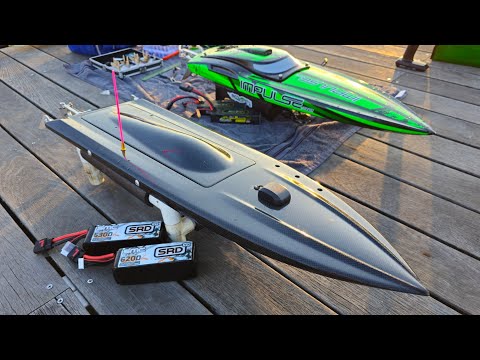 Oxidean Marines - Dominator Self Righting 8s Model. +65Mph Carbon Fiber Mono