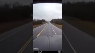 Near head-on collision on Hwy. 17