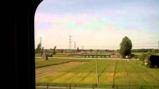 preview picture of video 'High Speed Train Approaching Huashanbei(華山北 Huashan-North) Station.中国鄭西高速鉄道'