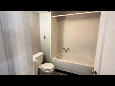 410 Bonneville - Video 2 of 2