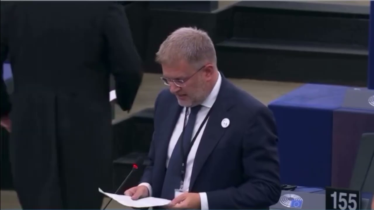 FIDANZA: "CIAO RE GIORGIO" IL PARLAMENTO EUROPEO RICORDA GIORGIO ARMANI