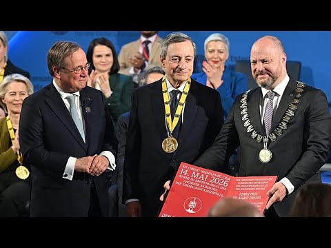 Video Thumbnail: "Super Mario" celebrated for defending the euro and European unity