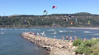 preview picture of video 'Kiteboarding in Hood River, OR'