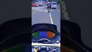 Download lagu jalan tembus Tawangmangu. mp3 Download lagu jalan tembus Tawangmangu. mp3
