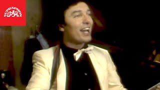 Videoklip: Karel Gott - Se mnou vítr rád si brouká s textom piesne Videoklip Karel Gott - Se mnou vítr rád si brouká s textom piesne