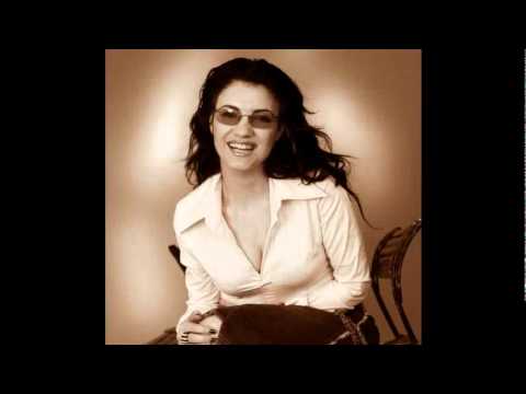 IRENA VRČKOVNIK - Zaljubljena v Portorož