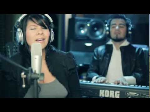 Quiero Que Te Quedes - ((Por Marlelly Diaz y Noelber Diaz)) cover piano @Adriana Lucia