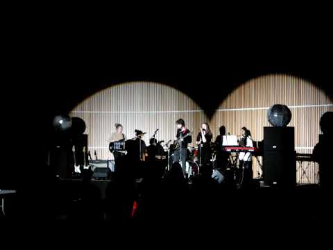 "Shallow" (Sarah, Julie, Casper, Alvin, Anna og Emma) - KUNSTCAFÉ 7/5/2019