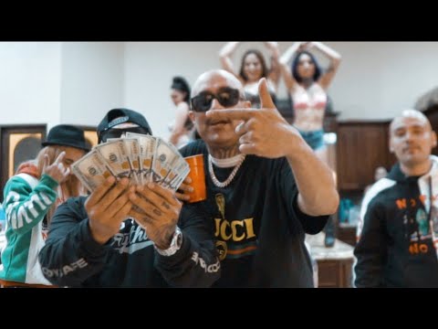 Los Twiinz -Bad Lil B*tch Feat. Mr.Capone-E (Official Music Video)