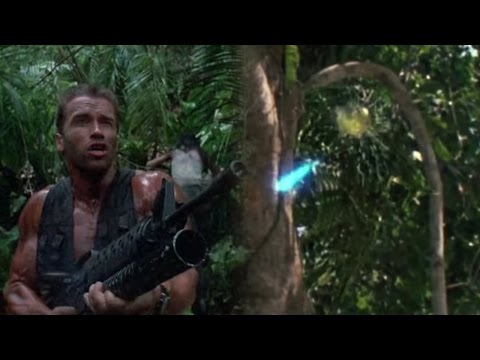 WAS DUTCH HIT BY THE SHOULDER CANNON IN PREDATOR ? EXPLAINED Video