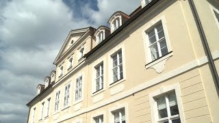 preview picture of video 'Prignitz: Ostermarkt am und im Schloss Grube'