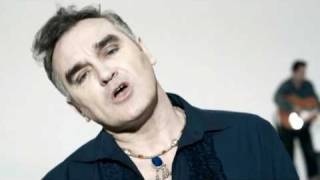 Morrissey - I&#39;m Throwing My Arms Around Paris