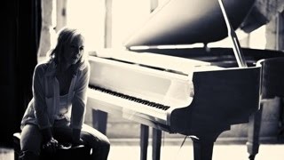 Anne Bisson: &quot;September In Montreal&quot;, en estudio, año 2009.