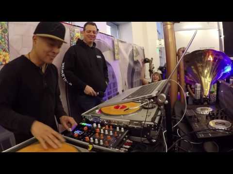Qbert & Z-Trip Scratch Session At Designer Con 2016
