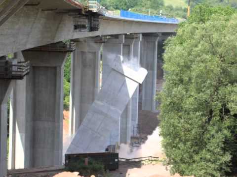 Sprengung an der Kauppenbrücke!!