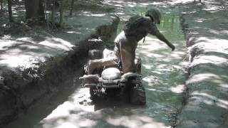 preview picture of video 'ATV Skool - July 2011 - Raptor 700 vs Dunk Tank'