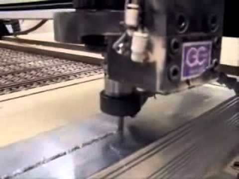 LC 4896  Series CNC Router cutting aluminum