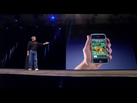 Macworld 2007: Steve Jobs introduces the very first iPhone
