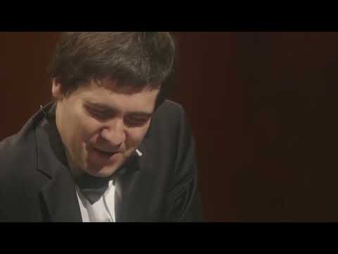 Stravinsky: Troi mouvements de Pétrouchka | Vadym Kholodenko [2013]