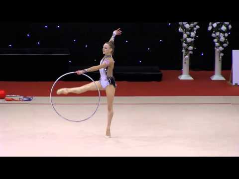 Jasmine Kerber hoop USA
