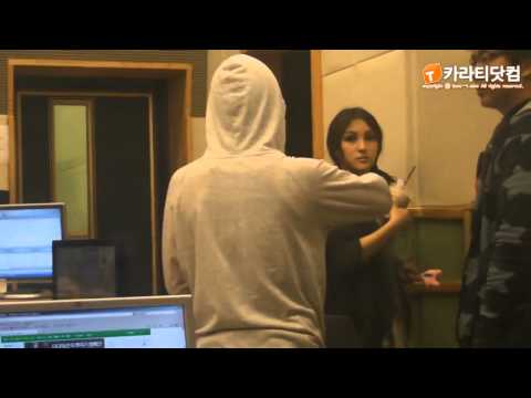 100224-Fancam GyuriandJiyoung KARA Kiss The Radio