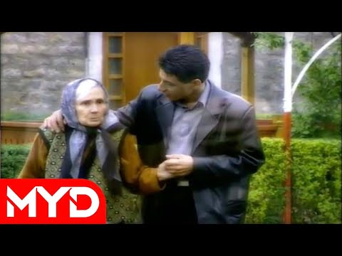 Mustafa Yıldızdoğan - İnsanlar [ Resmi Video ]