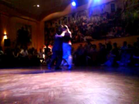  Andrea Misse  and  Javier Rodriguez  are  dancing  to  the  tango  "  Café Domínguez  "