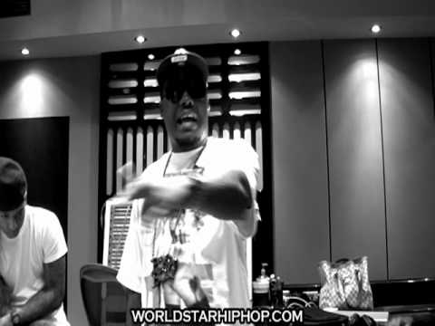 Billy Blue Ft. D Woods - What's Going On (In Studio Video)