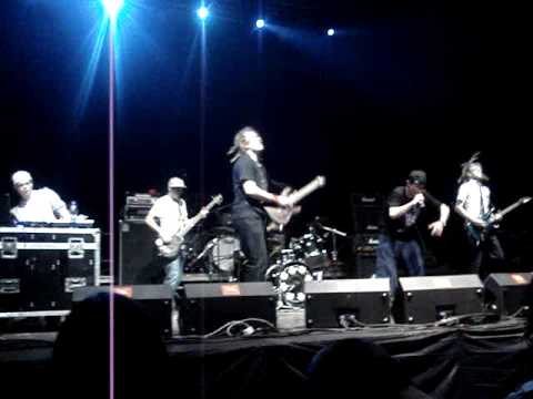 Three Bullets - Varya (Live)
