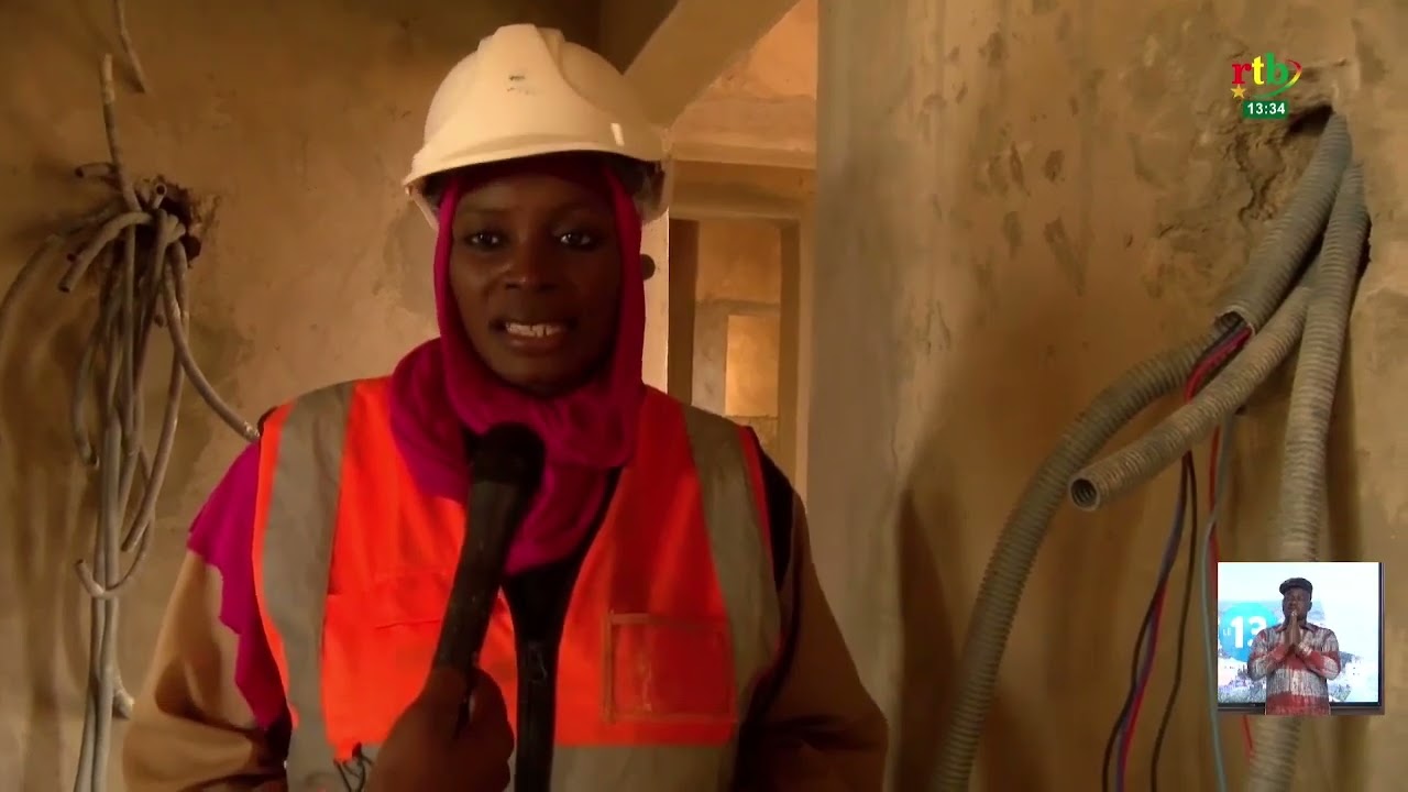 Entrepreneuriat féminin : portrait de Zarata Sawadogo, électricienne, fondatrice de Faso Energy Kaya