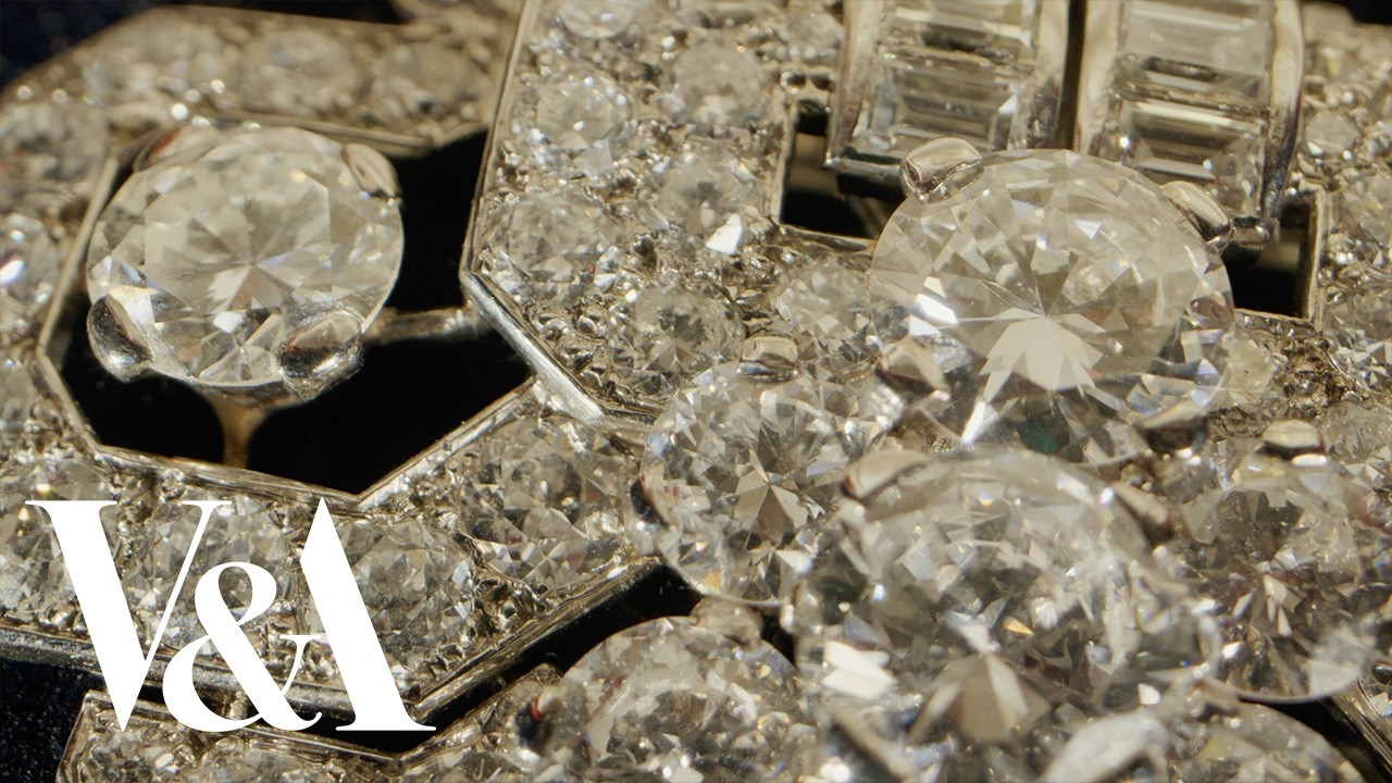 Unboxing some seriously sparkly Cartier jewels - YouTube