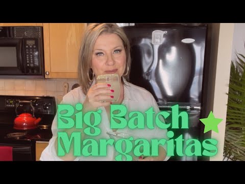 PITCHER MARGARITA RECIPE | easy, make-ahead margaritas for a crowd