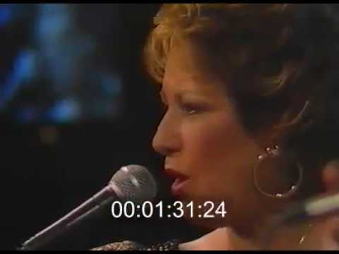 Entrega de los Martín Fierro 1992 en Corrientes- Ramona Galarza y Teresa Parodi juntas