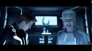 Daft Punk cameo in Tron Legacy Fight scene [HQ] feat.&quot;Derezzed&quot;