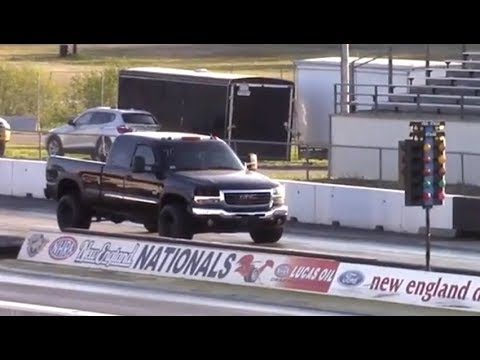 Insane 10 Second Duramax Turbo Diesel Truck - GMC Sierra - 10.5 at 127 MPH 1/4 Mile