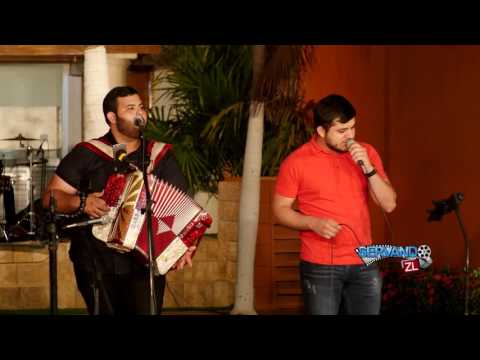 Los De La B - El Colores (En Vivo 2017)