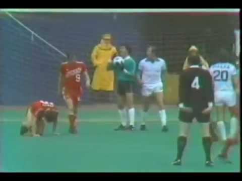 24/4/1977 New York Cosmos VS Dallas Tornado - full game