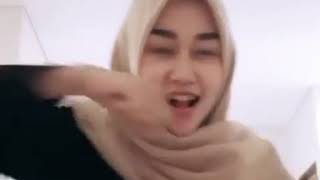 Download lagu STATUS WA TERBARU VIRUS TIKTOK mp3 Download lagu STATUS WA TERBARU VIRUS TIKTOK mp3